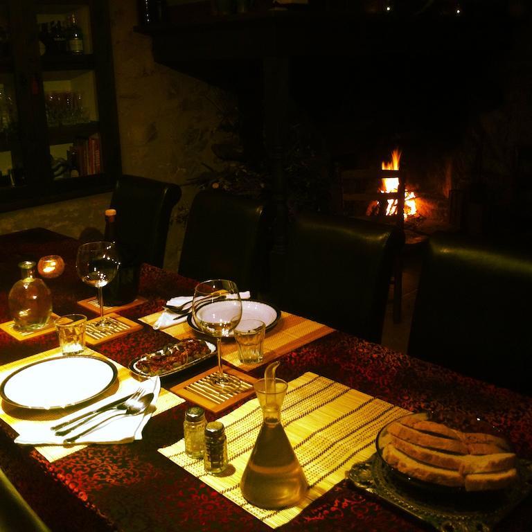 Can Canaleta Hotel Rural 산타콜로마데파르네스 외부 사진